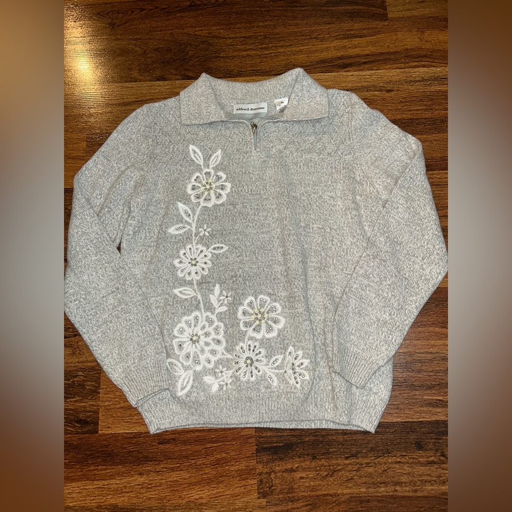 Women’s Pullover Sweater